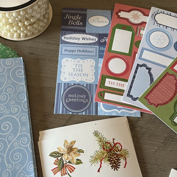 Colorful Holiday Card Crafting Set - Picture 7 of 9